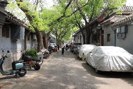 帽兒胡同 - 位于東城區(qū)西北部